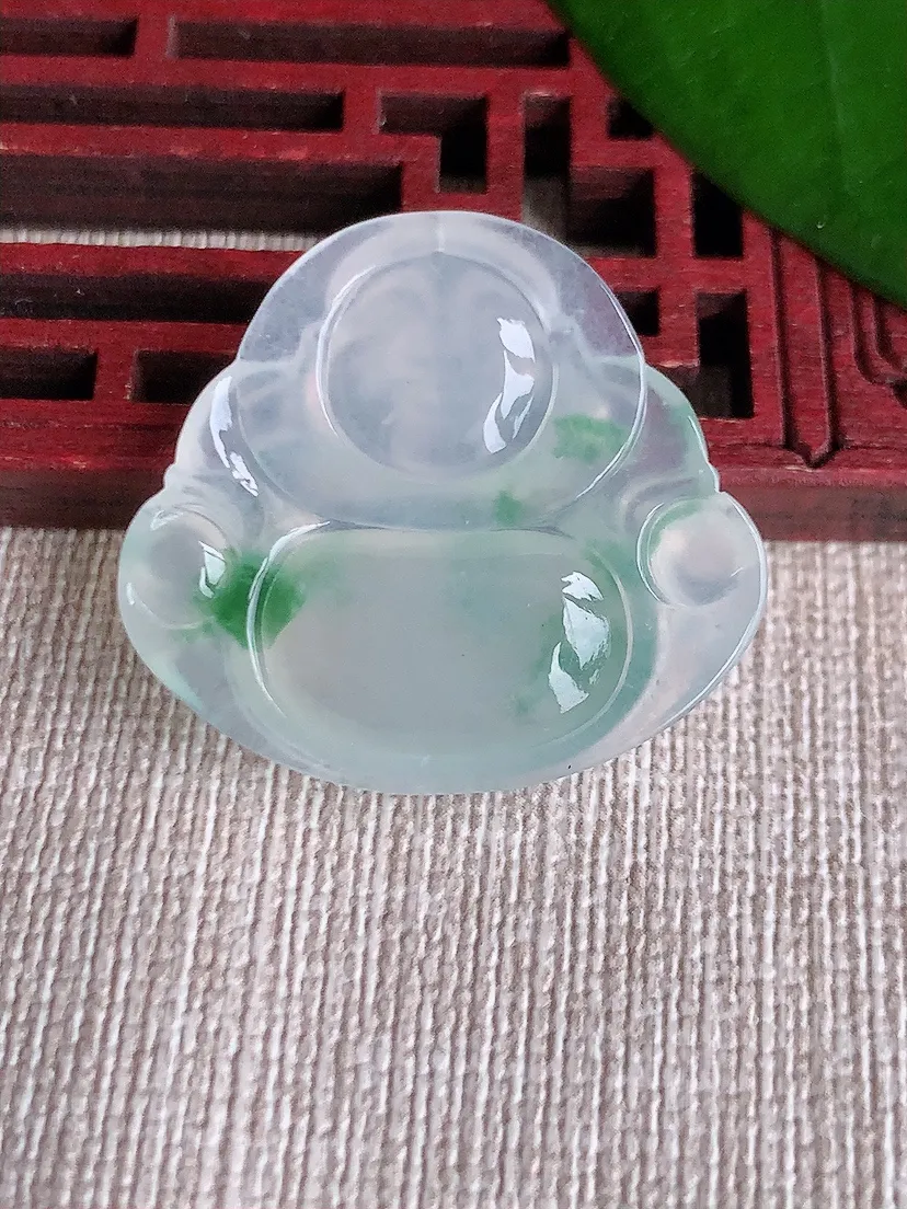天然A货翡翠飘花佛公吊坠尺寸27×29.8×5.5m量6.82g 0710