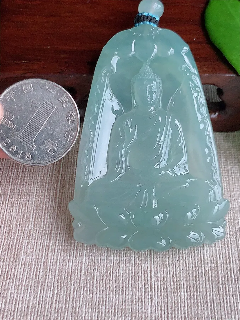 天然A货翡翠晴水阿弥陀佛吊坠 尺寸63.8×44×6.6m量45.32g 0710