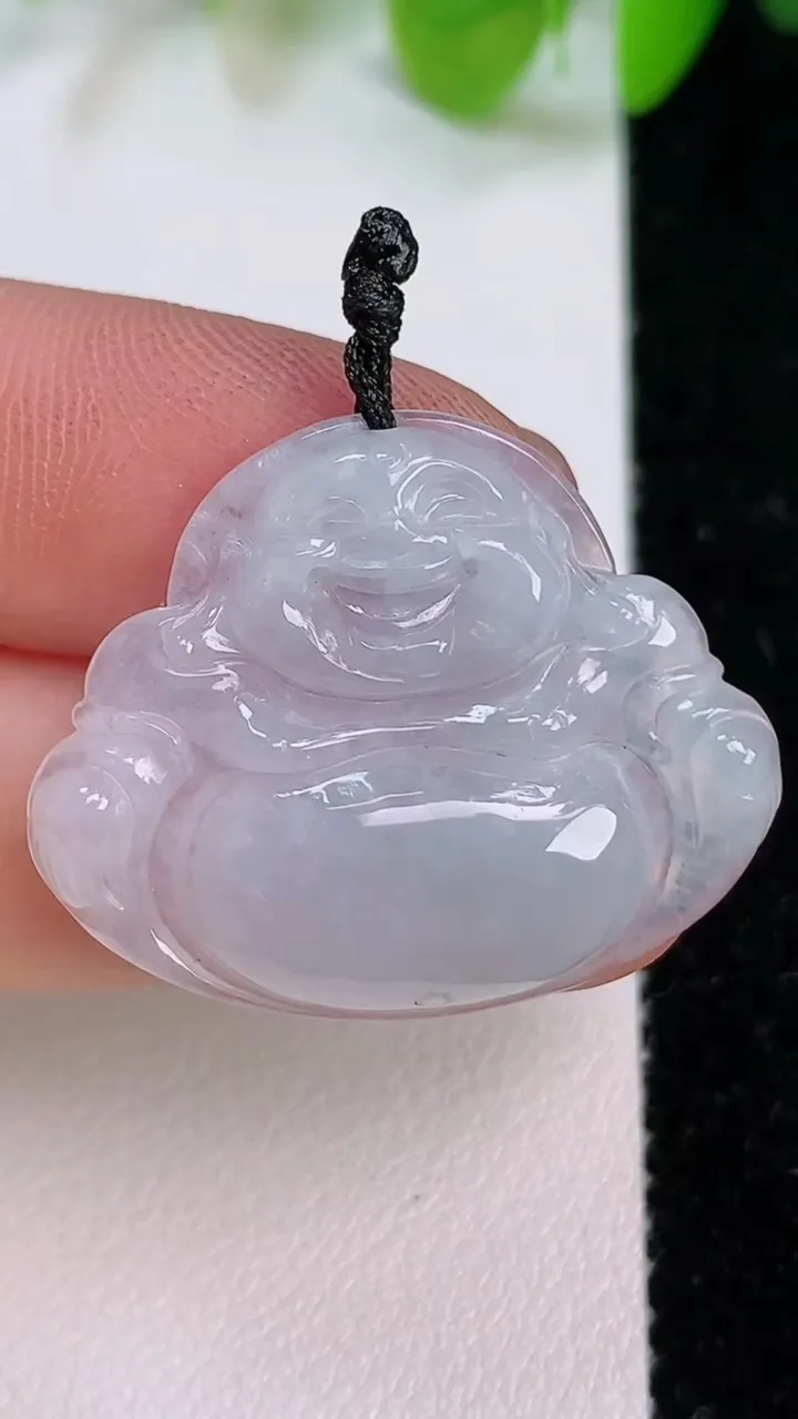 天然A货翡翠佛公吊坠，尺寸24.3-29.8-4.6，重量:4.89g
7月11日
