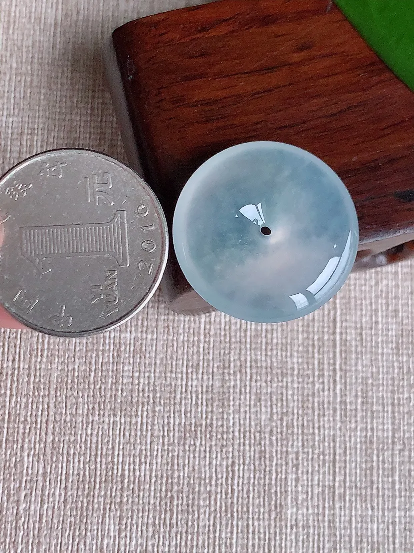 天然A货翡翠白月光平安扣吊坠尺寸24.8×6m量7.85g 0710