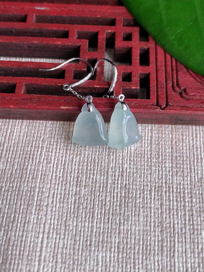 天然A货翡翠18K金镶嵌晴水莲蓬耳坠 尺寸11×8×4.2mm 重量1.58g 0711
