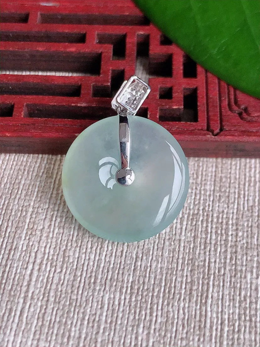 天然A货翡翠18K金伴平安扣吊坠尺寸27.3×21×4.2m量4.72g 0711