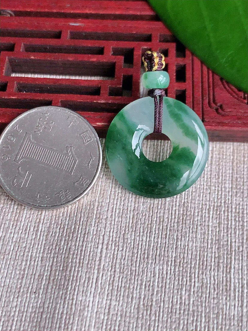 天然A货翡翠飘花平安环吊坠尺寸23.8×3.5m量4.40g 0711