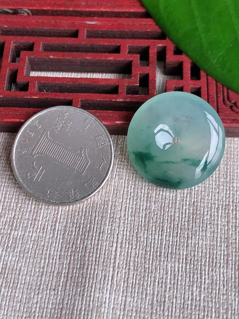天然A货翡翠飘花平安扣吊坠尺寸23.5×5m量6.03g 0711