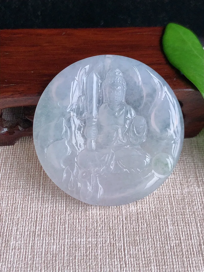 天然A货翡翠飘花不动明王吊坠尺寸50.8×4.4m量25.50g 0711