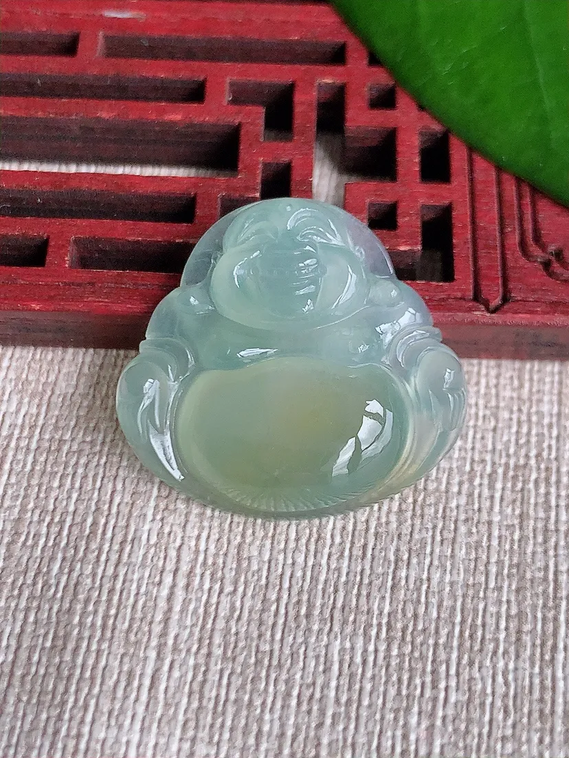 天然A货翡翠飘黄翡佛公吊坠尺寸25×26.6×5.5m量6.23g 0711