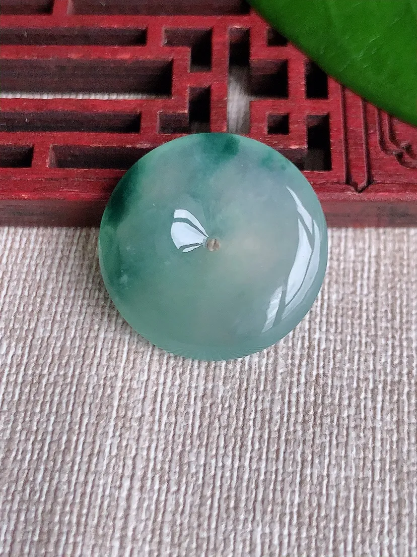 天然A货翡翠飘花平安扣吊坠尺寸23.5×5m量6.03g 0711