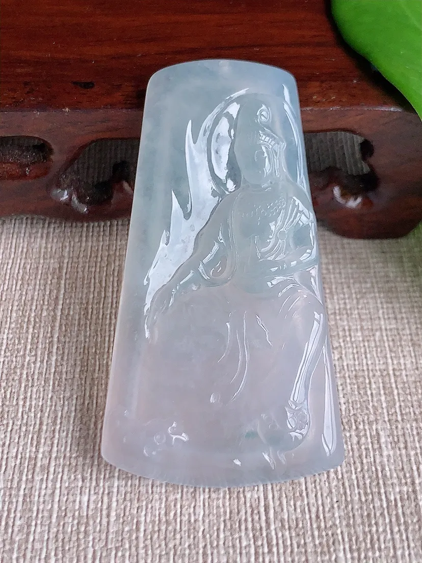 天然A货翡翠自在观音吊坠尺寸54.8×29.2×5.3m量18.00g 0711