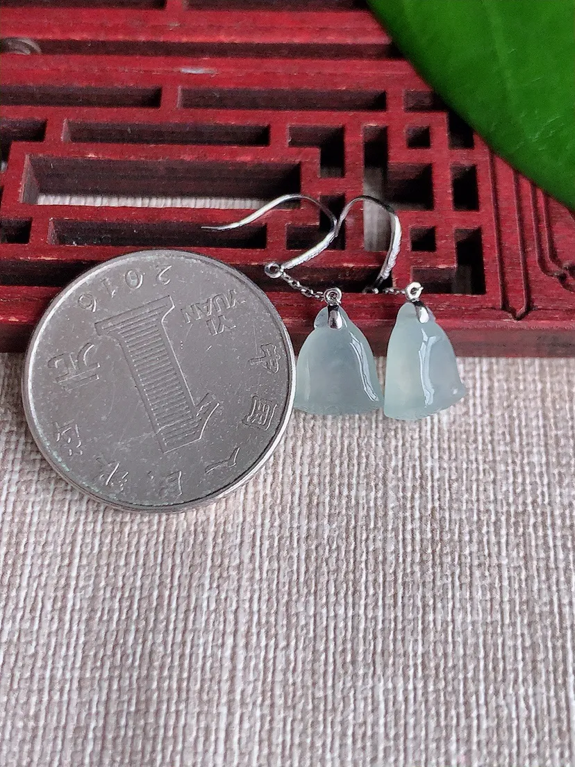 天然A货翡翠18K金镶嵌晴水莲蓬耳坠 尺寸11×8×4.2mm 重量1.58g 0711