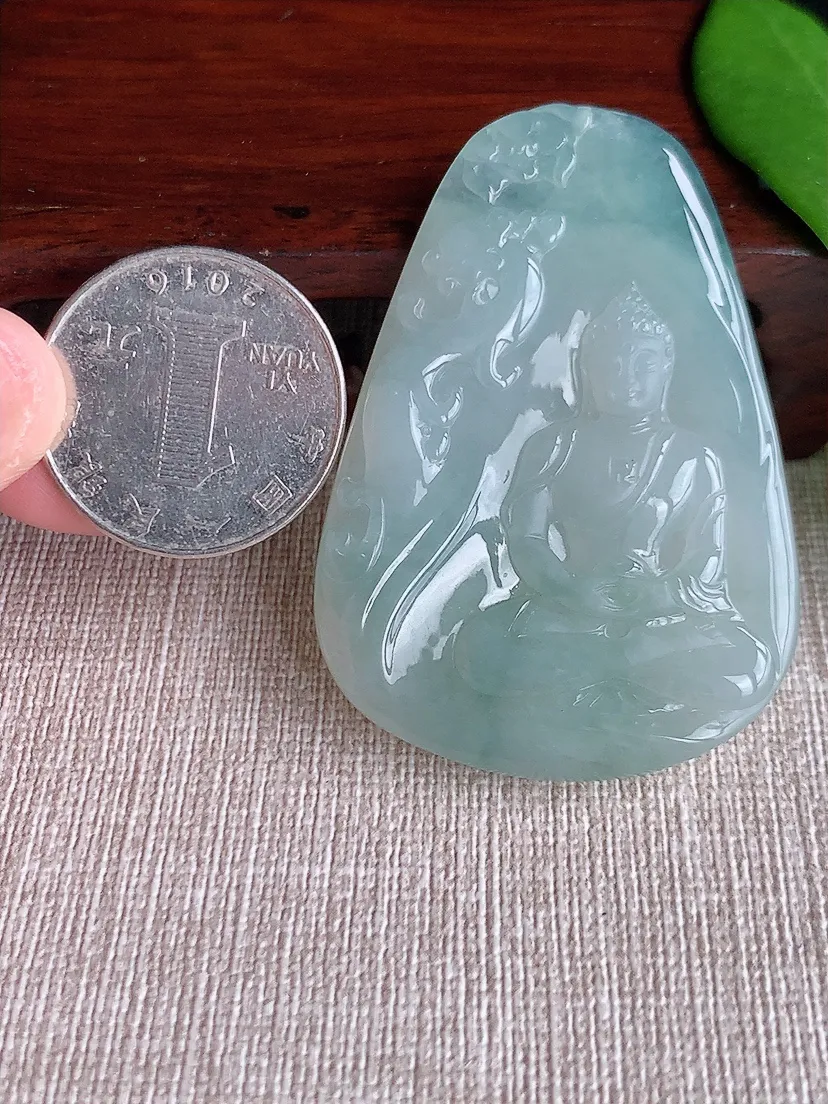天然A货翡翠冰润晴底大日如来吊坠尺寸54.2×37.8×6m量24.97g 0711