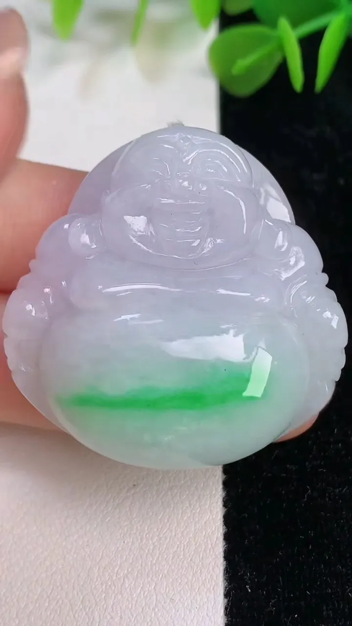 天然A货翡翠佛公吊坠，尺寸37.3-37.6-12.3，重量:30.67g
7月12日
