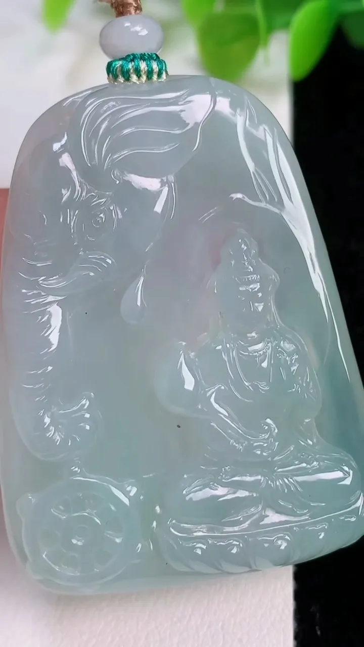 天然A货翡翠普贤菩萨吊坠，尺寸51.3-39-5.7，重量:27.00g
7月12日