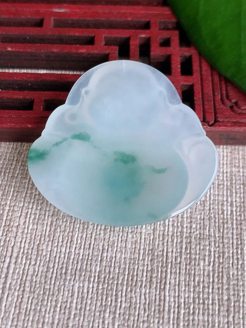 天然A货翡翠飘花一刀切佛公吊坠尺寸31.2×35.2×6m量10.90g 0712