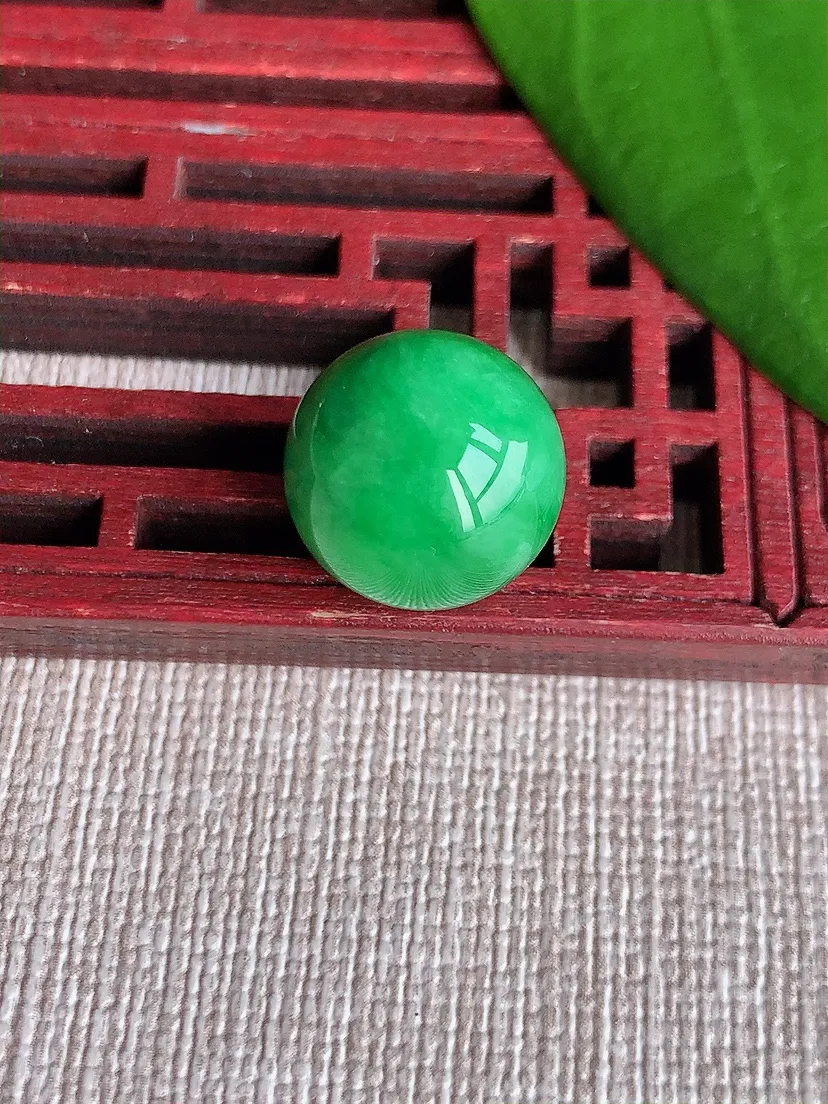 天然A货翡翠满绿圆珠转运件尺寸13.5m量4.70g 0712
