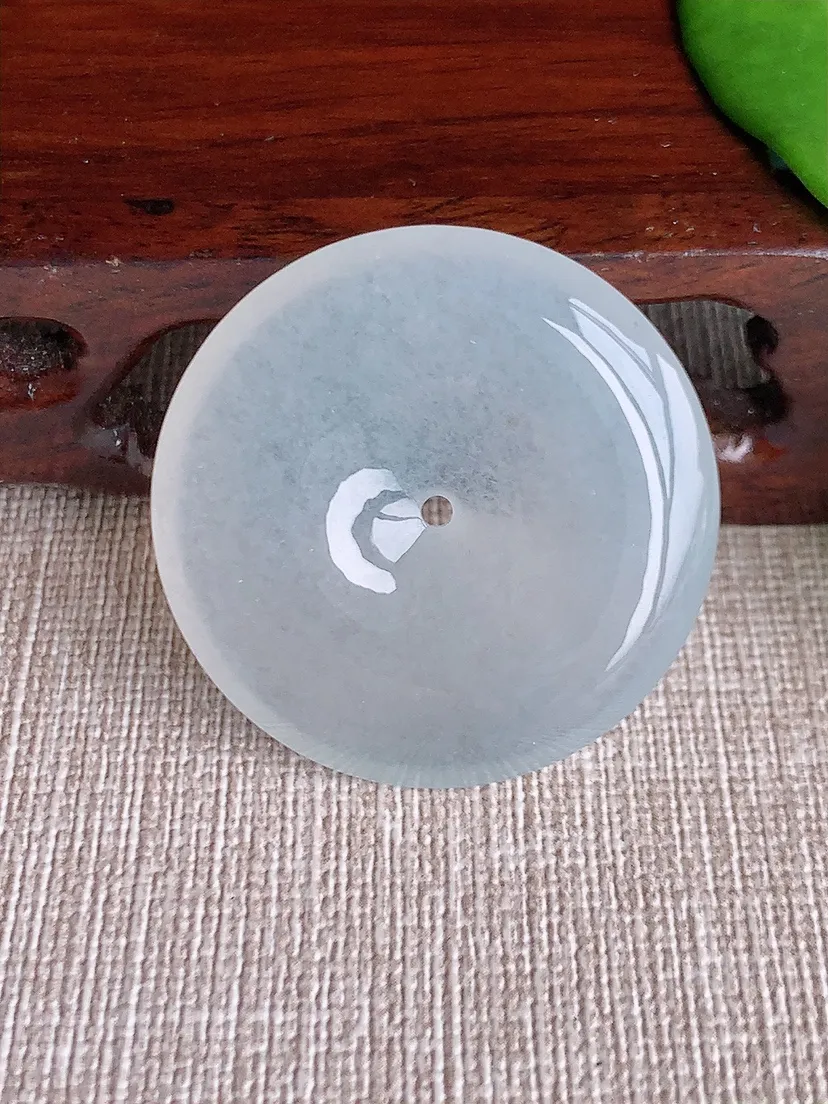 天然A货翡翠白月光大平安扣吊坠尺寸34.6×5.7m量15.26g 0712