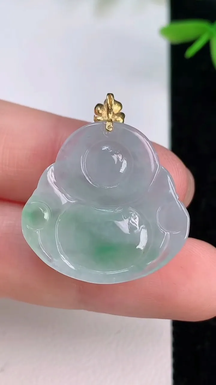 天然A货翡翠佛公吊坠，尺寸23.6-24.8-6，重量:5.35g
7月13日