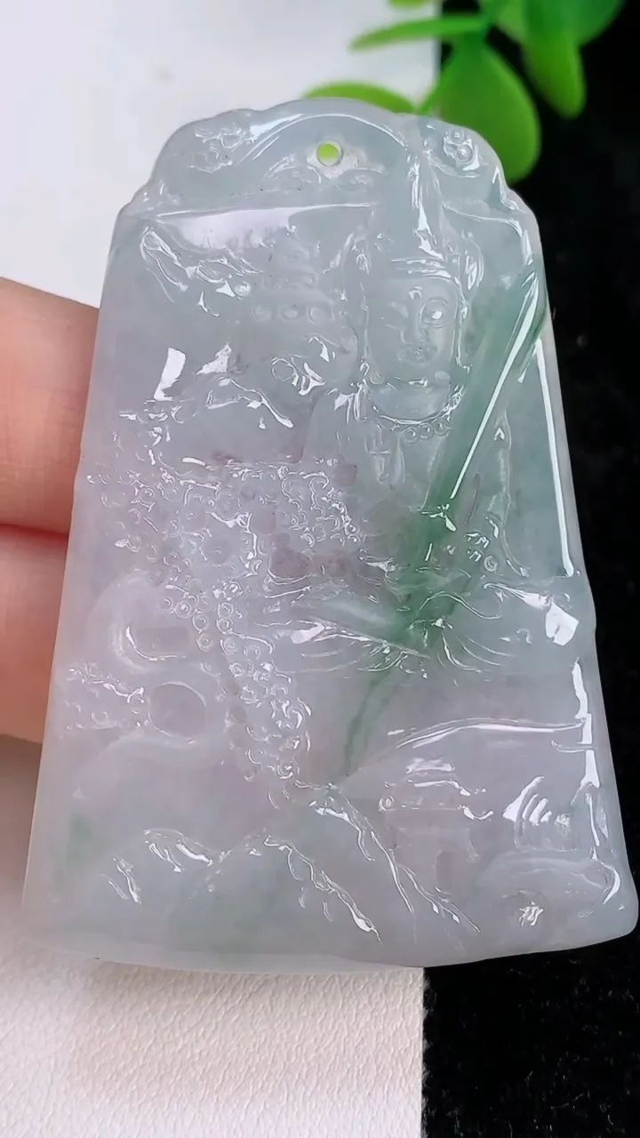天然A货翡翠飘花山水文殊菩萨吊坠，尺寸58.8-41.6-5，重:21.75g
7月13日