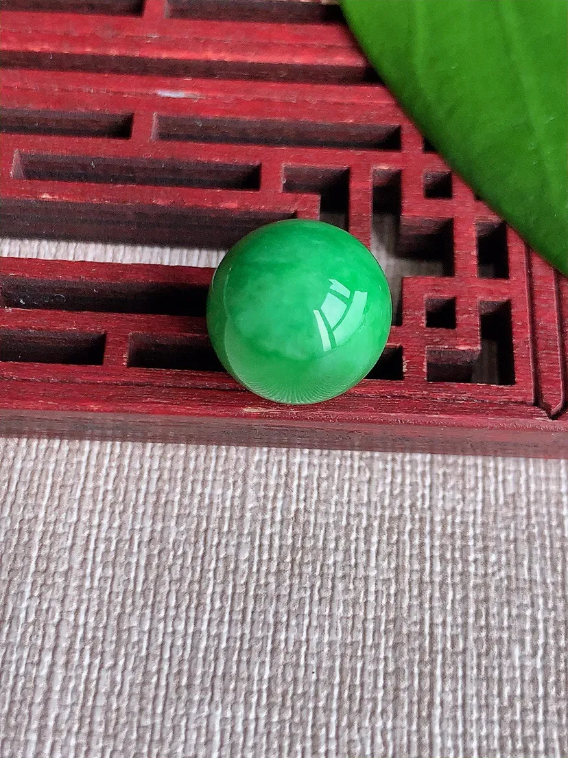 天然A货翡翠满绿圆珠转运件尺寸13.5m量4.70g 0712