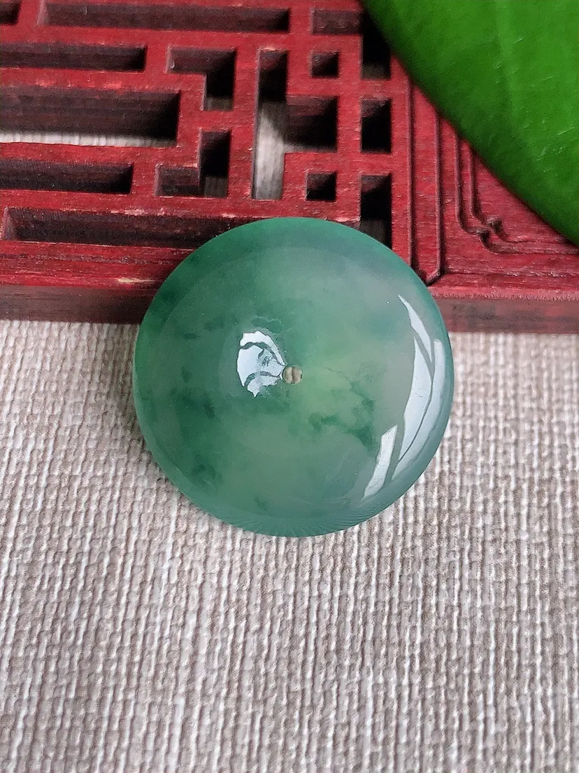 天然A货翡翠飘花平安扣吊坠尺寸23.7×5m量5.96g 0713