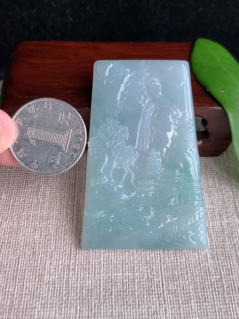 天然A货翡翠意境山水牌吊坠尺寸62.4×39.5×5.5m量34.90g 0713