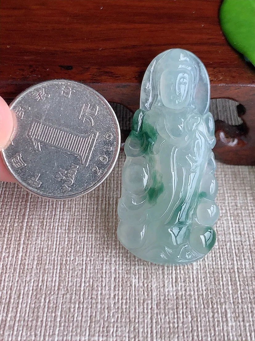 天然A货翡翠飘花观音吊坠尺寸45.3×21×5.5m量9.20g 0713