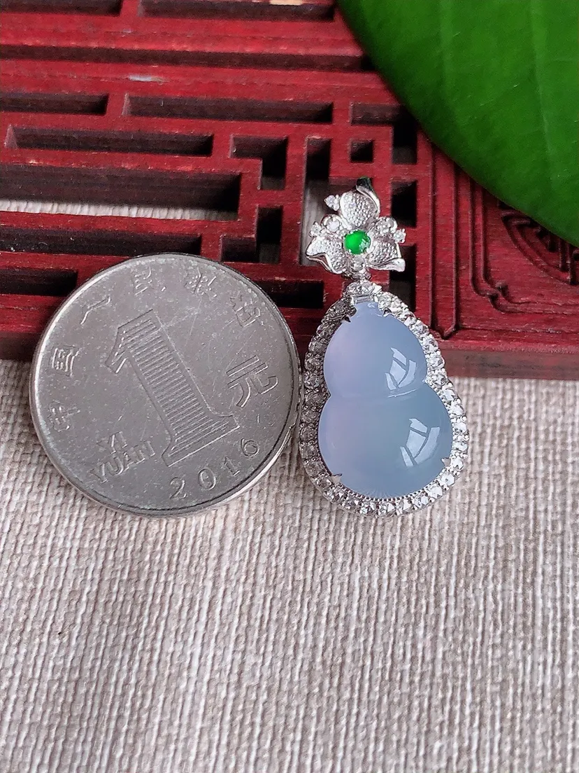 天然A货翡翠18K金伴紫罗兰葫芦吊坠尺寸29.8×15×10.7m量4.47g 0713