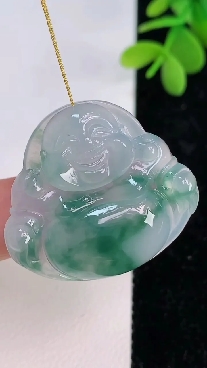 天然A货翡翠佛公吊坠，尺寸29.3-32.7-6，重量:9.00g
7月14日