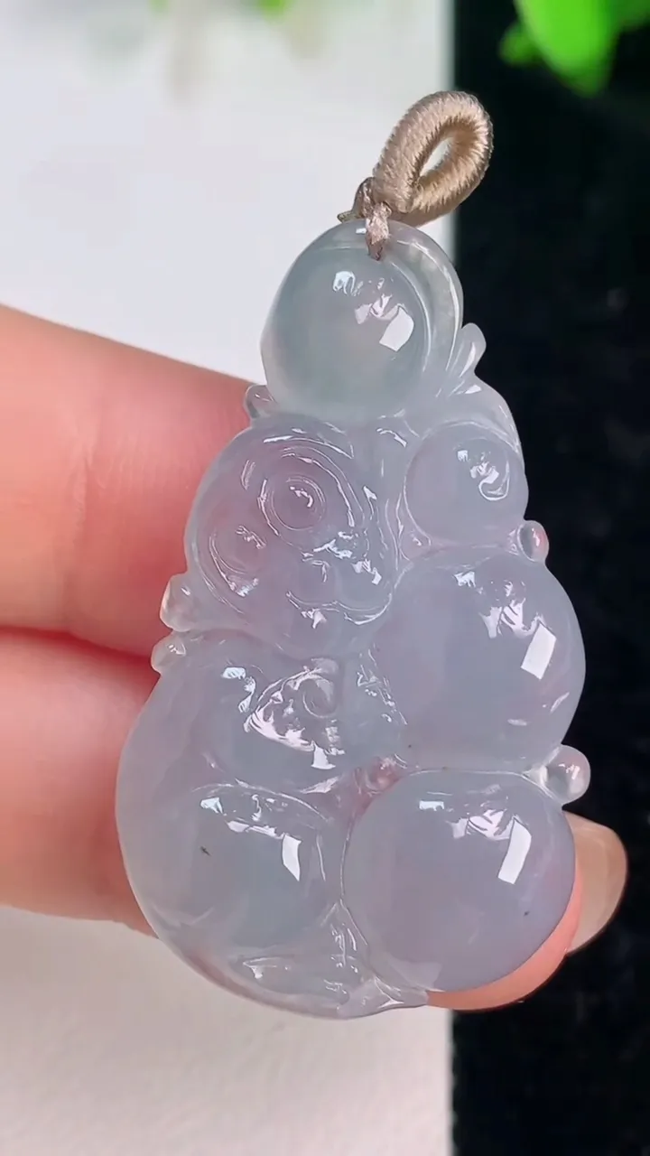 天然A货翡翠紫罗兰生肖猴吊坠，尺寸26.4-22.8-5.6，重量:7.24g
7月14日