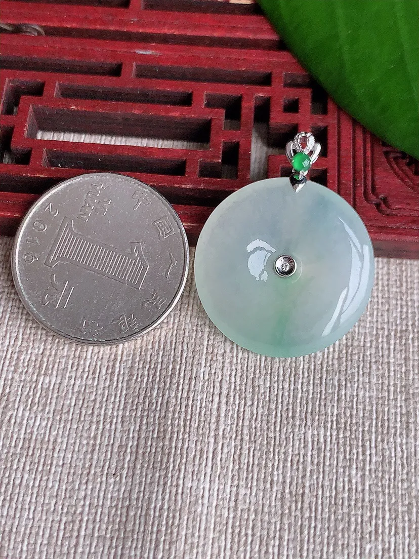 天然A货翡翠18K飘绿平安扣吊坠尺寸31.5×25×4.7m量6.58g 0713