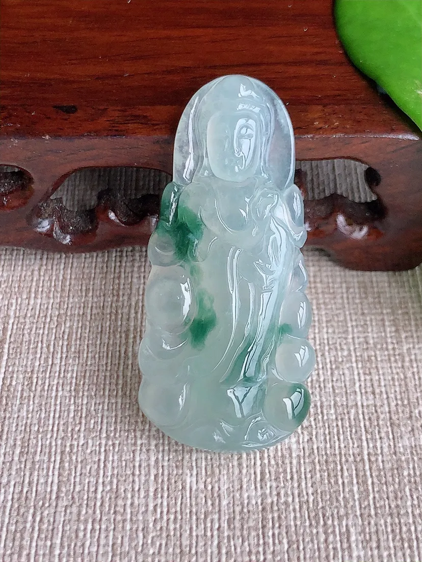 天然A货翡翠飘花观音吊坠尺寸45.3×21×5.5m量9.20g 0713