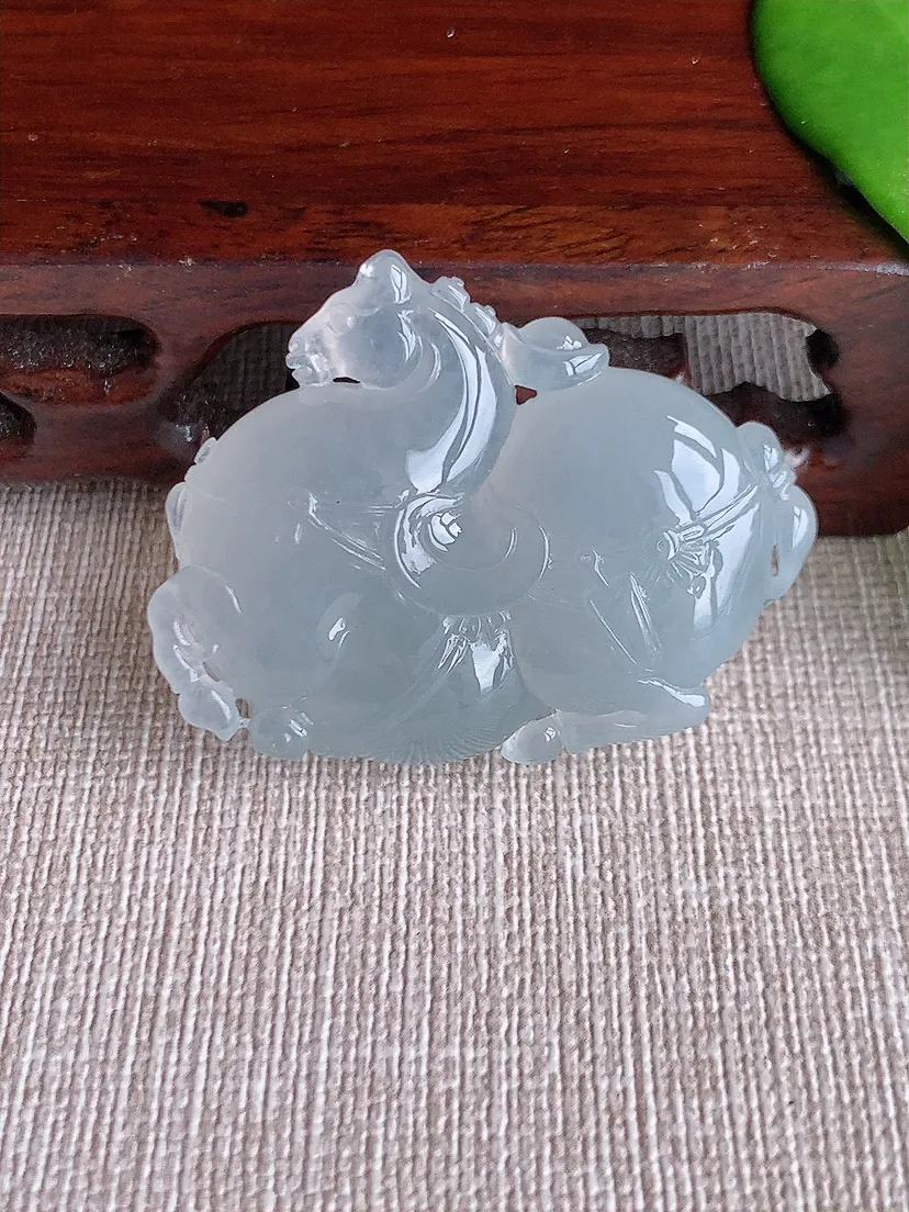 天然A货翡翠白月光唐马吊坠尺寸32×41.7×10m量24.26g 0713