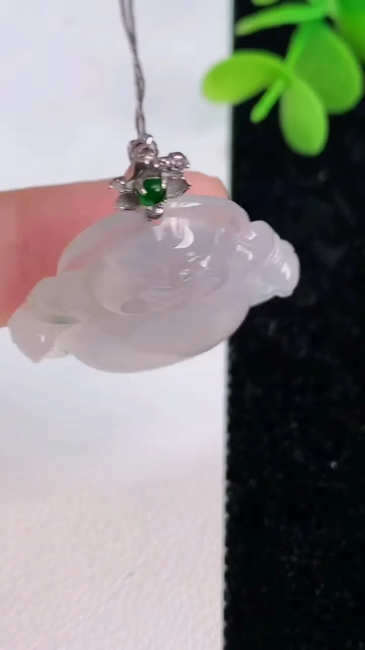 天然A货翡翠佛公吊坠，尺寸27.4-29.3-6，重量:7.35g
7月14日