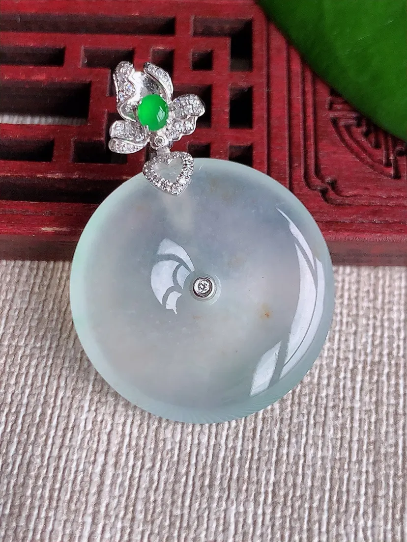 天然A货翡翠18K金伴撒金花平安扣吊坠尺寸35.6×25.4×4.7m量7.90g 0713