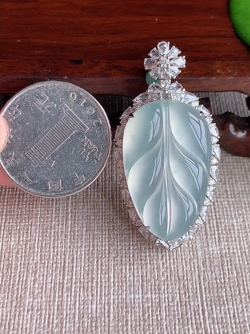 天然A货翡翠18K金伴白月光叶子金枝玉叶吊坠尺寸43.6×21.7×11.3裸石28.6×18m量11.14g 0713