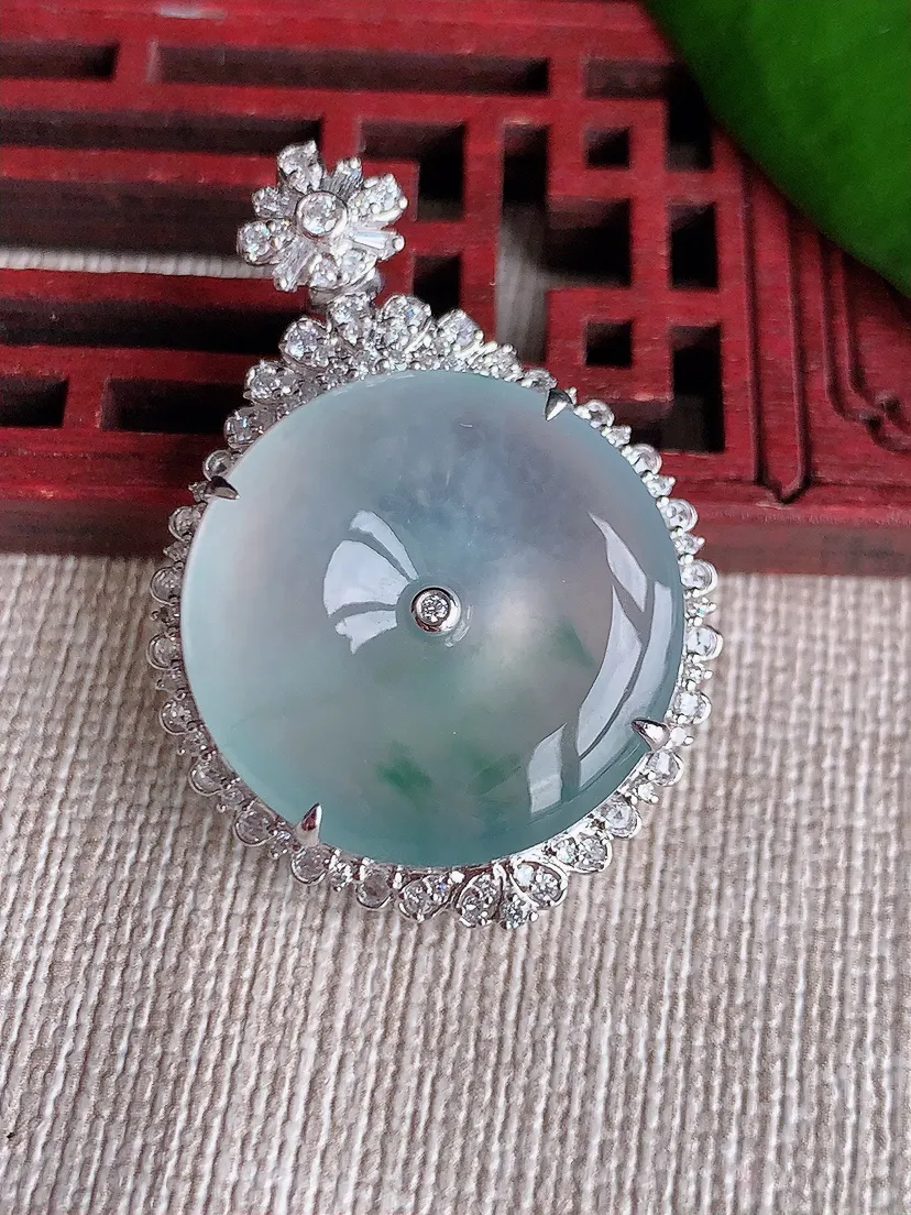 天然A货翡翠18K金伴飘花平安扣吊坠尺寸37×26×9.4裸石22m量8.30g 0713