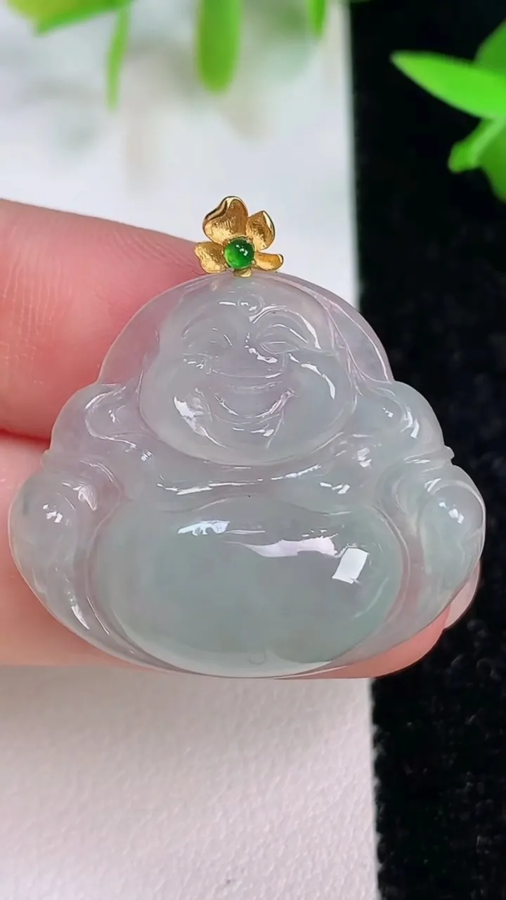 天然A货翡翠佛公吊坠，尺寸25.4-30-5.2，重量:6.94g
7月15日