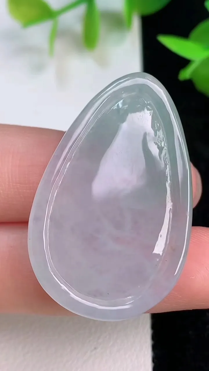 天然A货翡翠普贤菩萨吊坠，尺寸38.3-24-5，重量:8.52g
7月15日