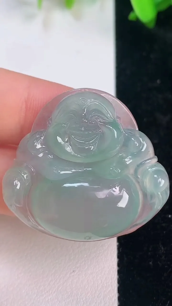 天然A货翡翠佛公吊坠，尺寸32.8-35.2-7，重量:11.20g
7月15日