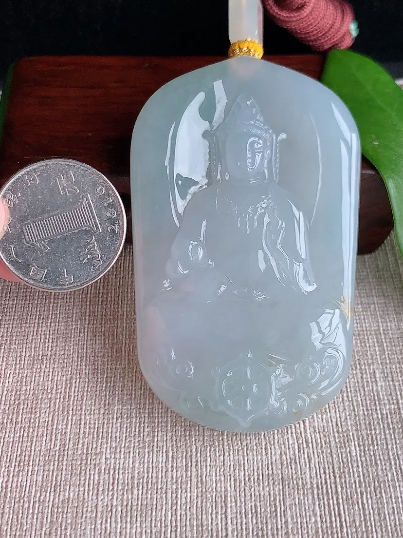 天然A货翡翠飘黄翡大势至菩萨吊坠尺寸71.5×44×11m量86.76g 0713