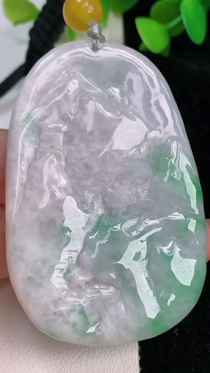 天然A货翡翠山水牌吊坠，尺寸62.3-40.8-9.5，重:44.36g
7月15日