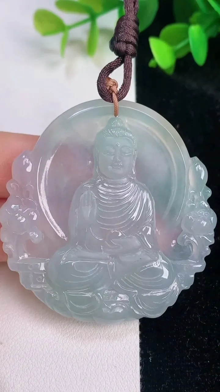 天然A货翡翠阿弥陀佛吊坠，尺寸54.3-52.7-5.4，重量:26.55g
7月15日