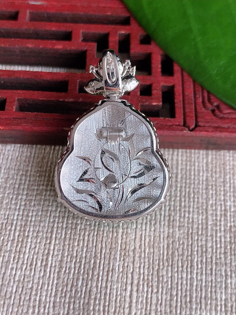 天然A货翡翠18K金伴阳绿葫芦吊坠尺寸30.8×21.6×20.5×9.5m量7.60g 0715