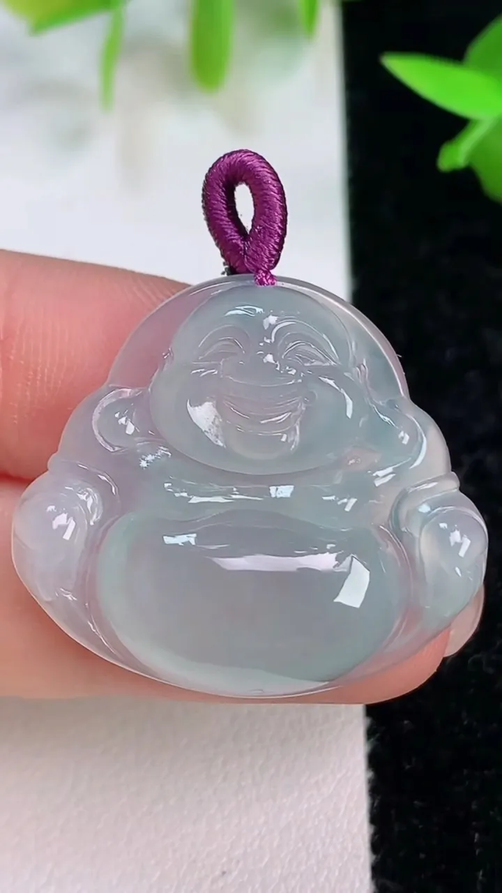 天然A货翡翠佛公吊坠，尺寸27-30.3-5.5，重量:6.76g
7月16日