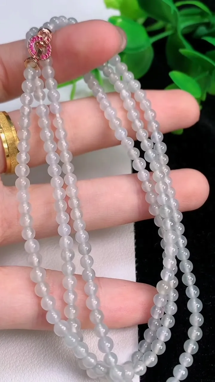 天然A货翡翠冰种小米珠项链，尺寸3，重量:16.46g
7月16日
