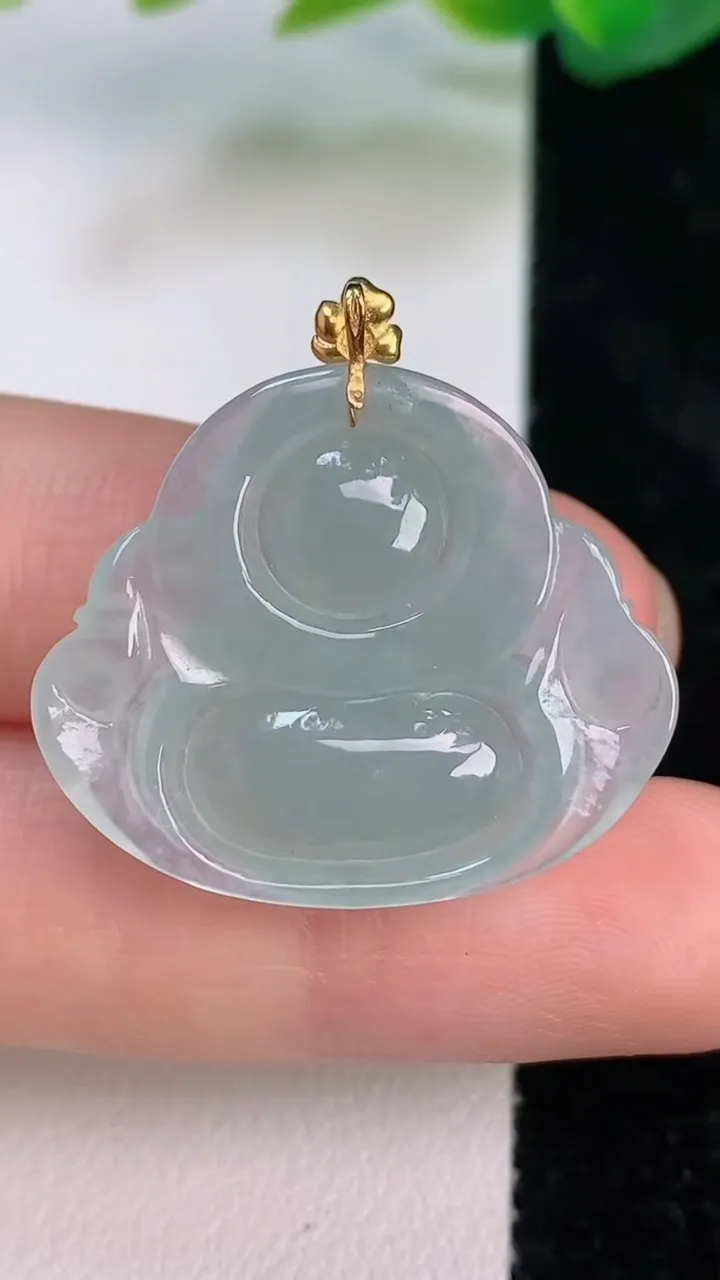 天然A货翡翠佛公吊坠，尺寸24-28.5-5.7，重量:5.48g
7月17日