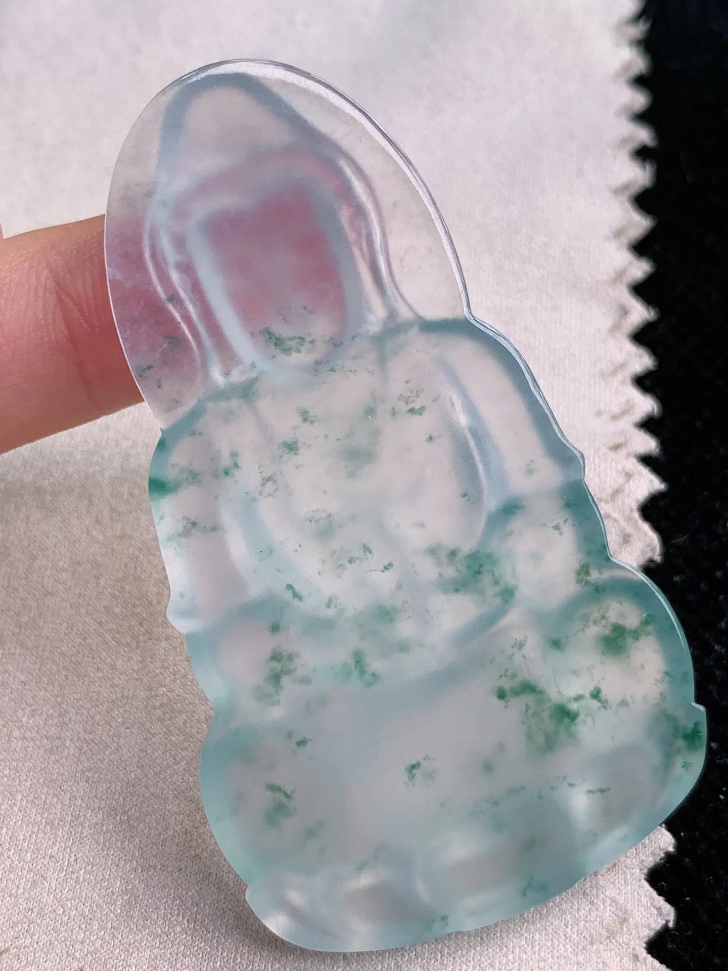 天然A货翡翠冰飘花一刀切正装观音镶嵌件尺寸57.7×33×5.6m量19.07g 0715
