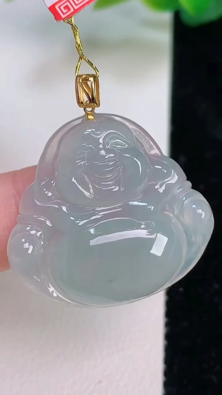 天然A货翡翠佛公吊坠，尺寸26.5-28.8-5.2，重量:6.15g
7月17日