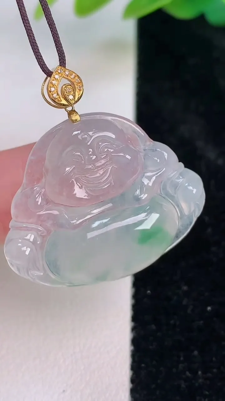 天然A货翡翠佛公吊坠，尺寸25.2-30-5，重量:6.10g
7月17日