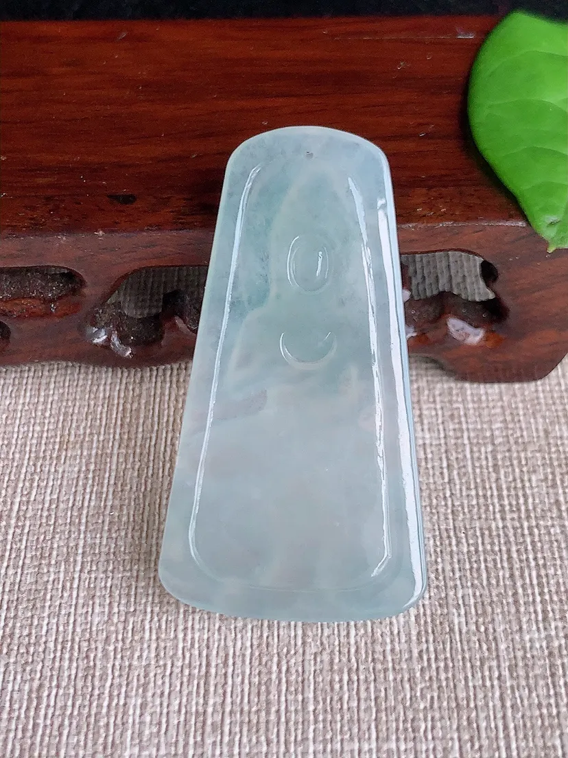 天然A货翡翠普贤菩萨吊坠尺寸48.5×26.3×5m量11.37g 0717