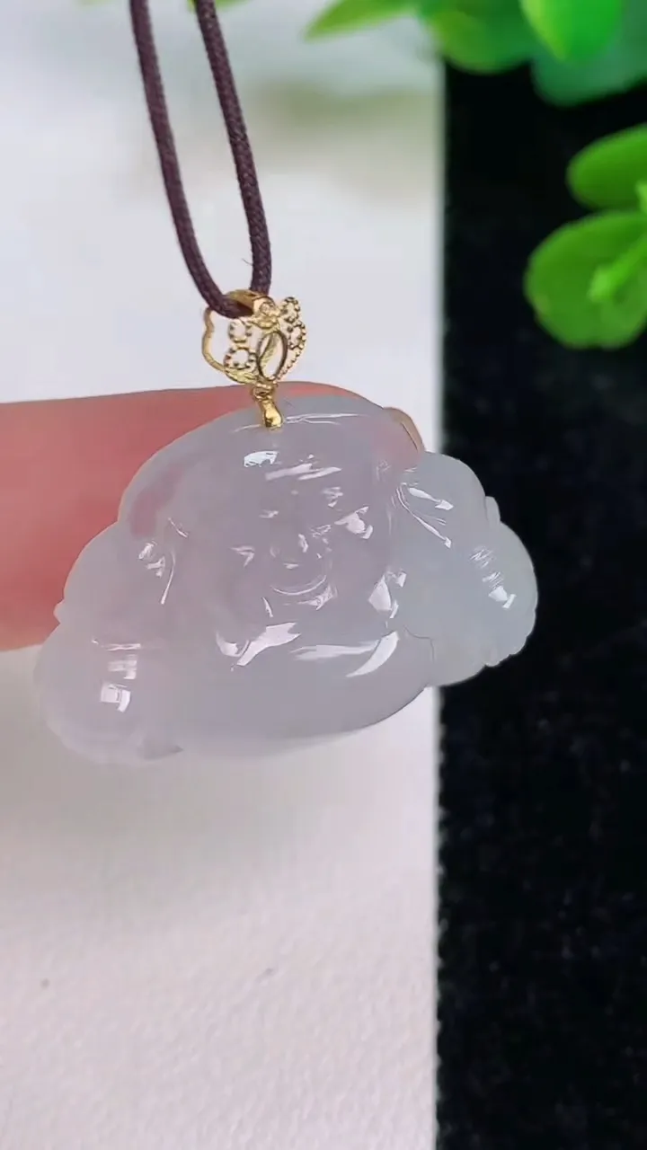 天然A货翡翠佛公吊坠，尺寸22.6-28-5.7，重量:6.23g
7月18日